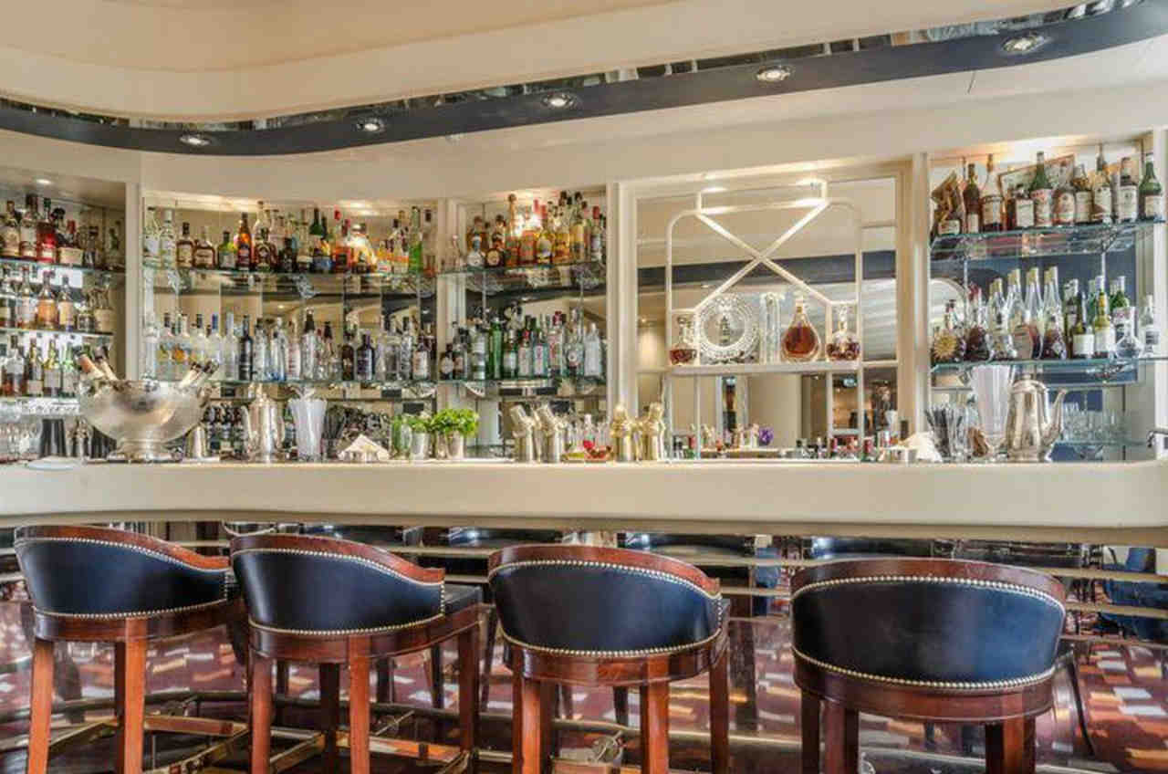 Sugar Daddy, que tal conhecer o melhor bar do mundo?